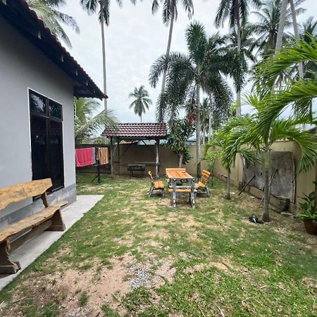 Relaxs Homestay Kota Bharu Extérieur photo