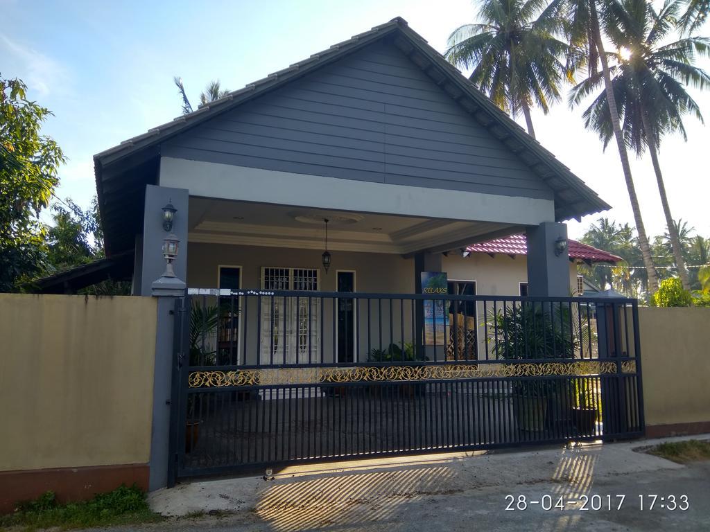 Relaxs Homestay Kota Bharu Extérieur photo